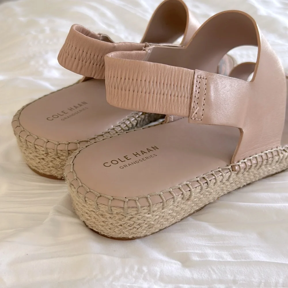 NWOT Cole Haan Women Grand OS Cloudfeel Pink/Snake Slingback Espadrille Size 10